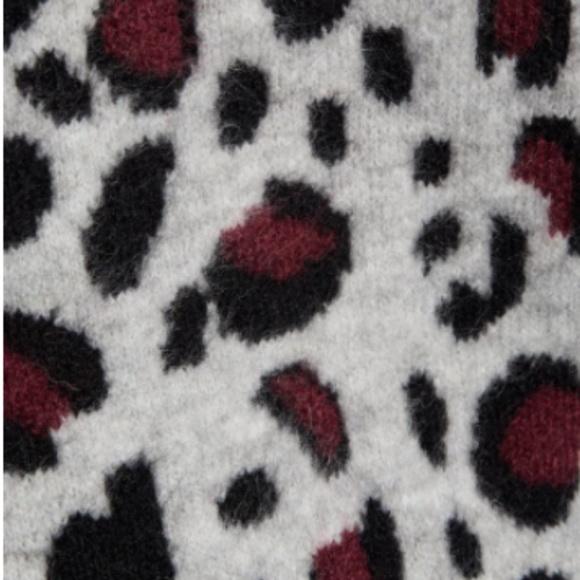 NEW Halogen Leopard Spot Crewneck Pullover Sweater - Picture 8 of 12
